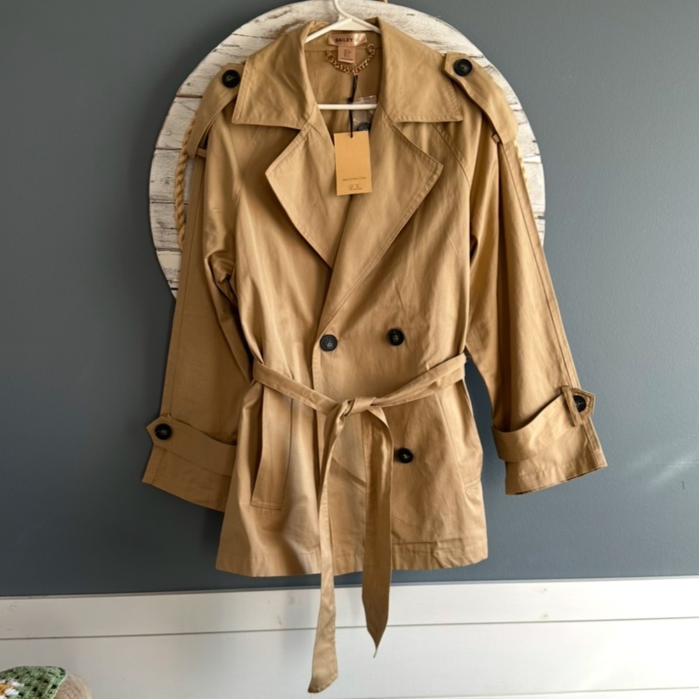 Bailey 44 Trench Coat - Picture 9 of 10